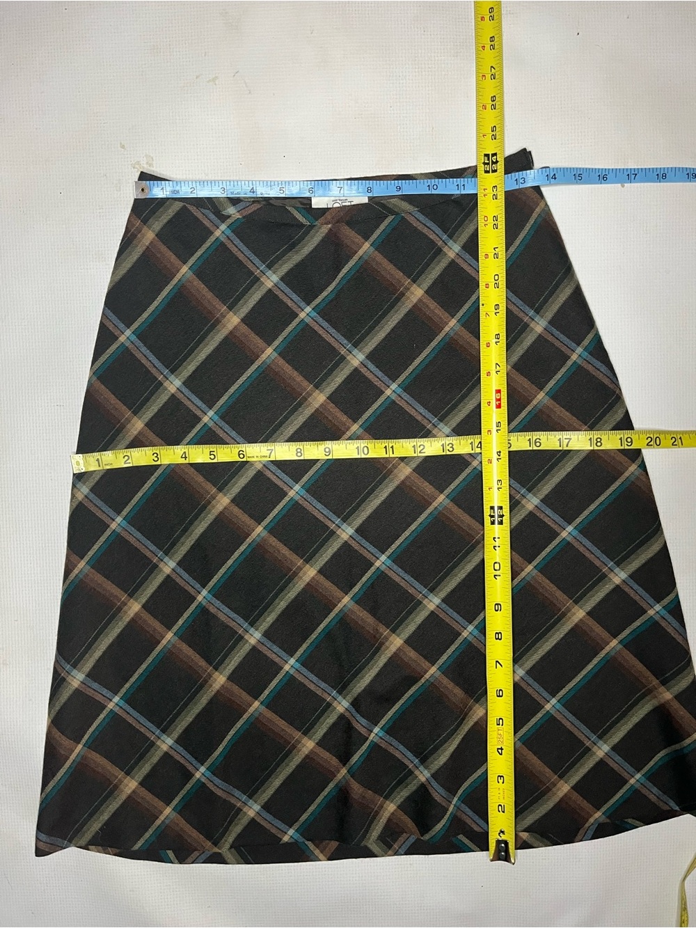Women’s Plaid A-Line Skirt in Black and Brown - Picture 3 of 4